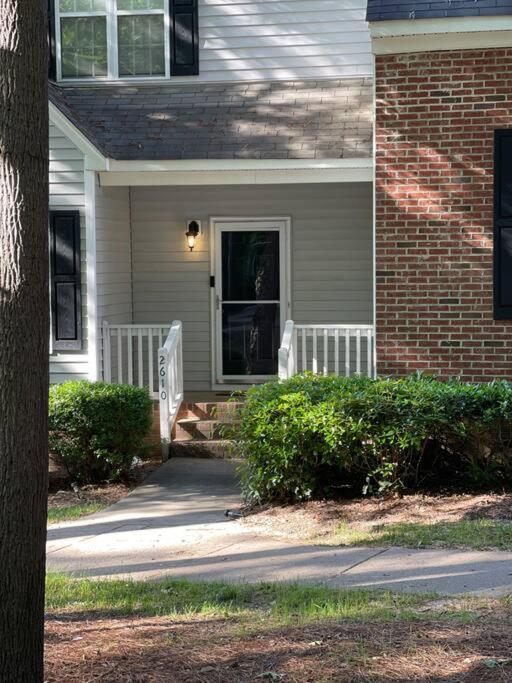 Apartmán Simple Elegant Townhouse Dt Raleigh Ncsu Exteriér fotografie
